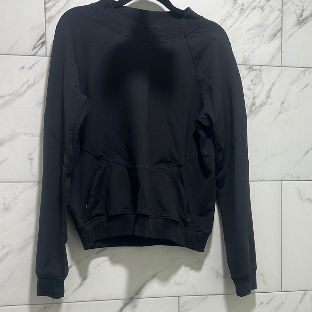 Lululemon never worn Black Sweatshirt